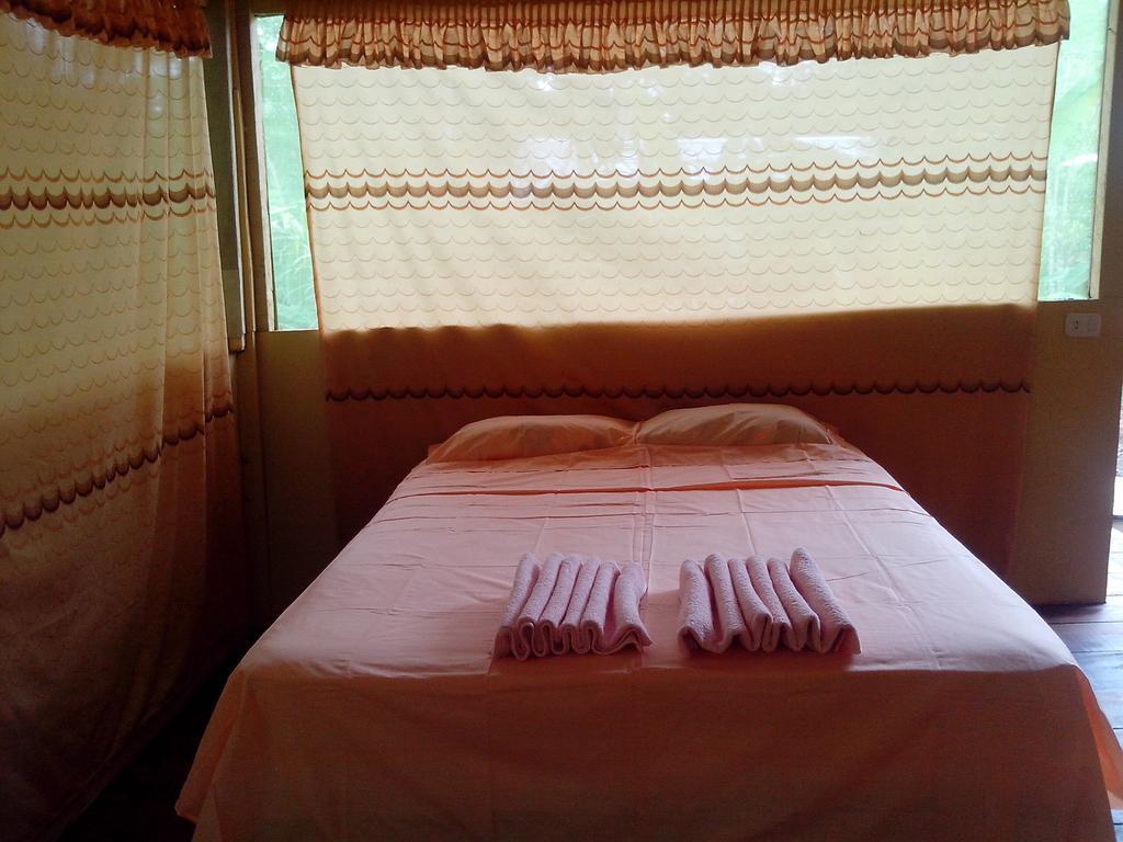Amazon Queen Lodge Mazan Bilik gambar