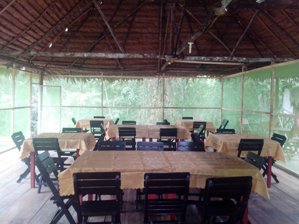 Amazon Queen Lodge Mazan Bilik gambar
