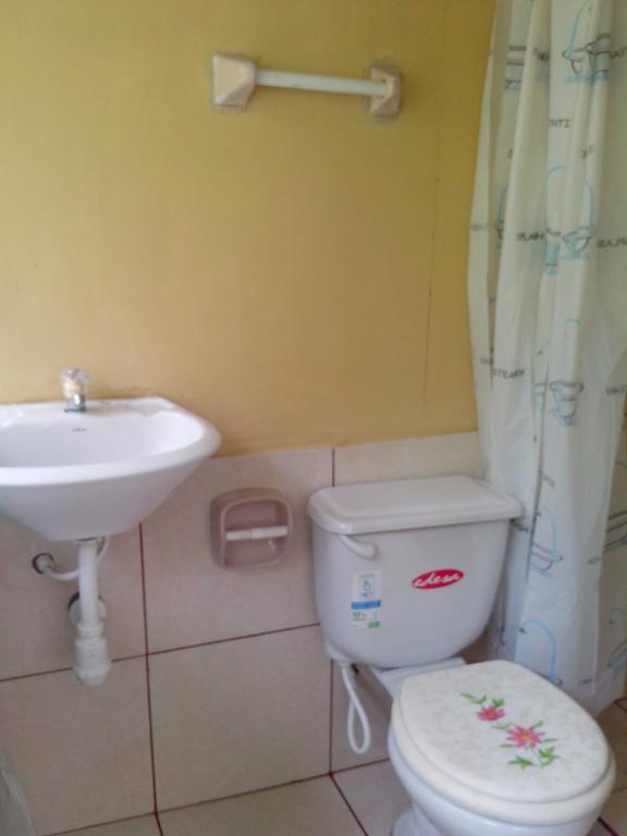 Amazon Queen Lodge Mazan Bilik gambar