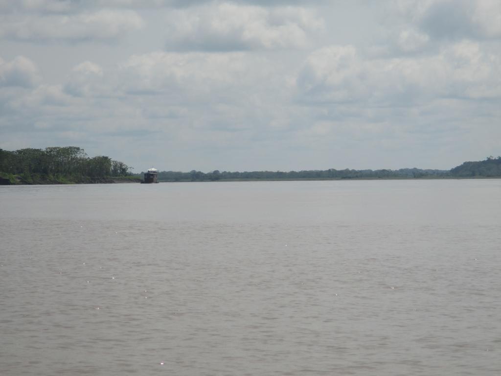 Amazon Queen Lodge Mazan Luaran gambar
