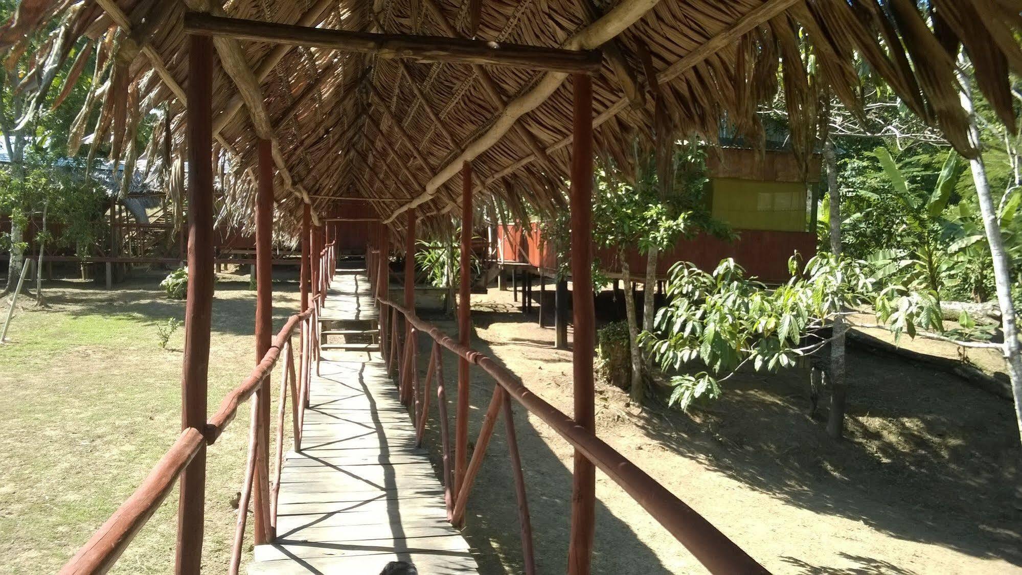 Amazon Queen Lodge Mazan Luaran gambar